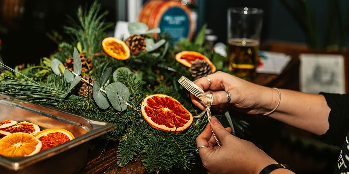 christmas-festival-at-the-working-boat-pub-wreath-making-falmouth-cornwall