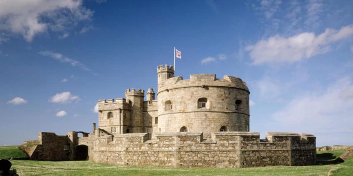 Pendennis-castle-cornwall-the-working-boat-pub