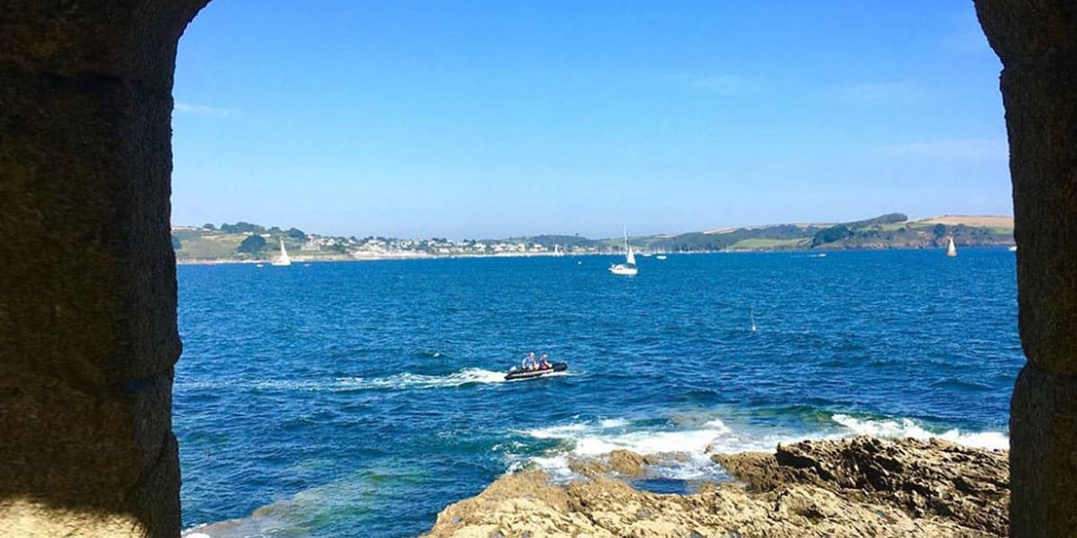 pendennis-point-little-dennis-pasty-in-falmouth-the-working-boat-pub