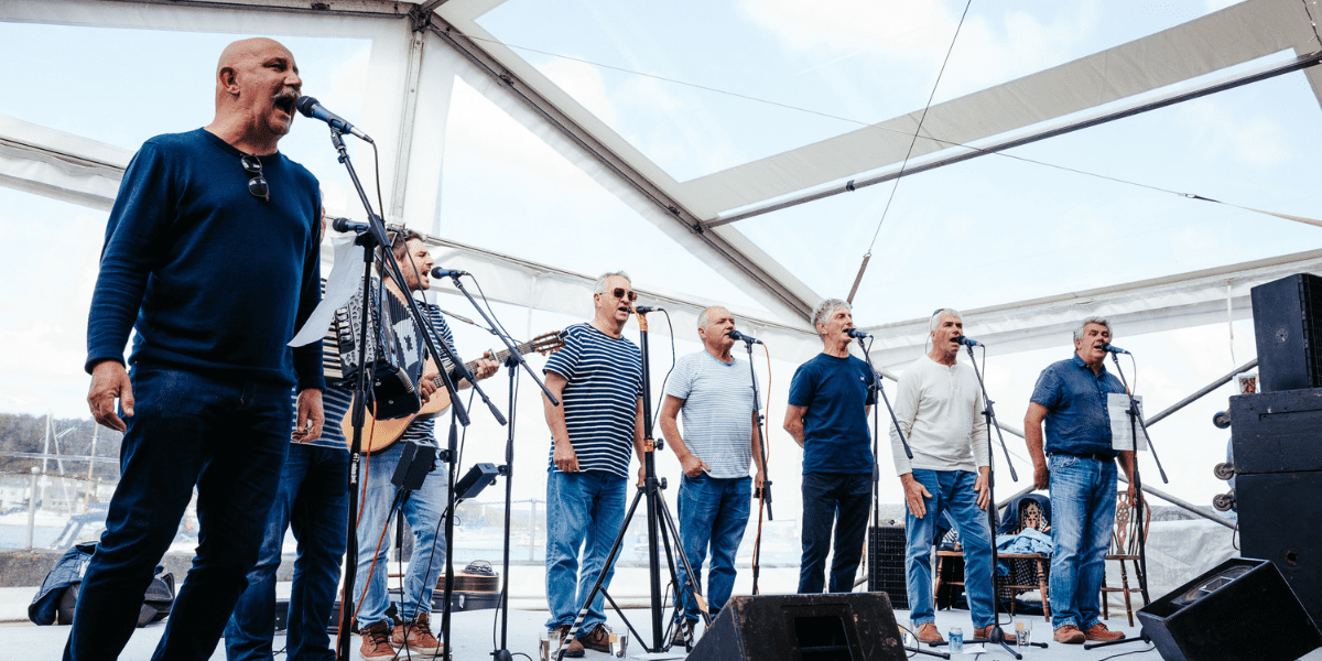 the-working-boat-pub-falmouth-cornwall-whats-on-this-summer-2022-sea-shanty